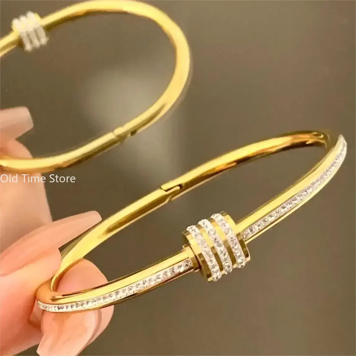 Luxury Design Gold Color Waterproof Stainless Steel Luxury Brand Bangles for Women