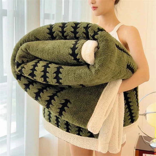 Super Thick and Warm Flannel Blanket Queen Size - Soft, Fluffy, Cozy Skin-friendly Nap Blanket