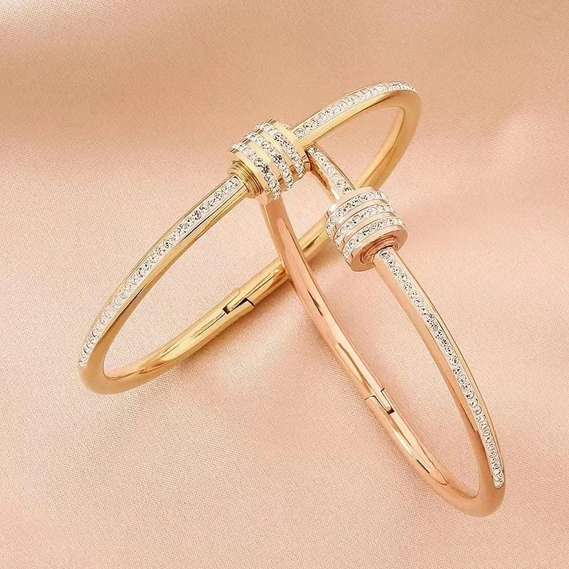 Luxury Design Gold Color Waterproof Stainless Steel Luxury Brand Bangles for Women