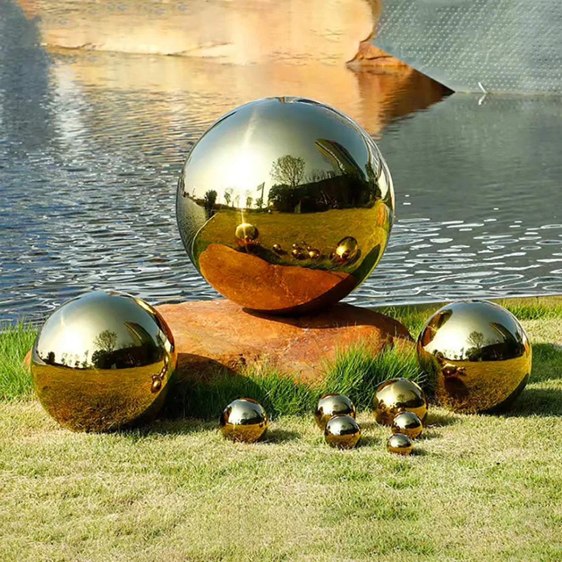 1-10Pcs 304 Stainless Steel Hollow Gazing Ball Mirror Polished Shiny Gold Sphere for Home Garden Ornament 19mm-300mm Golden Ball