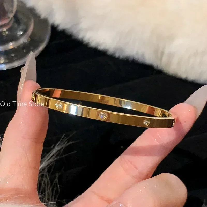 Luxury Design Gold Color Waterproof Stainless Steel Luxury Brand Bangles for Women