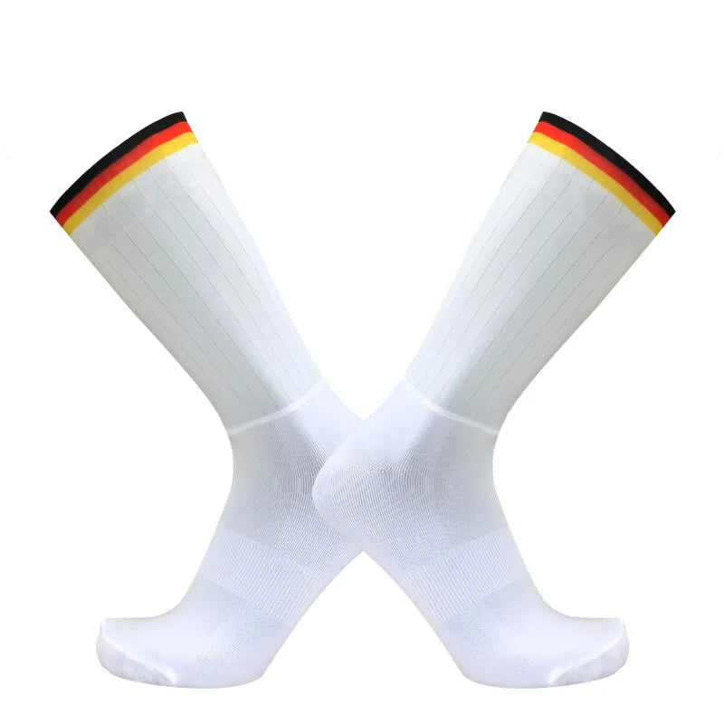 Socks Aero Anti Slip Silicone Summer Whiteline Cycling Socks Men Bicycle Sport Running Bike Socks Calcetines Ciclismo